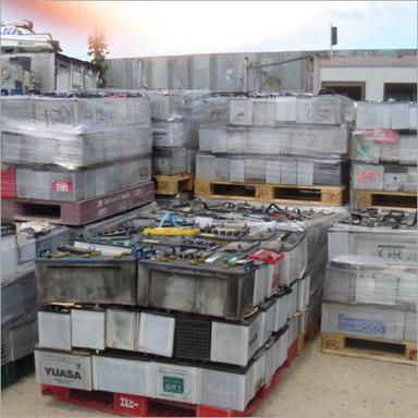 Used Car Battery Scrap
