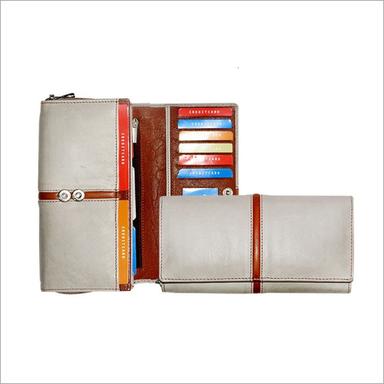 Ladies Pure Leather Clutch Gender: Women