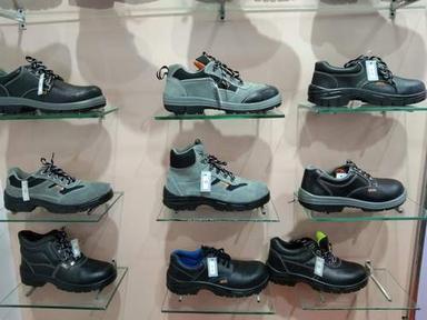 SAFETY SHOES