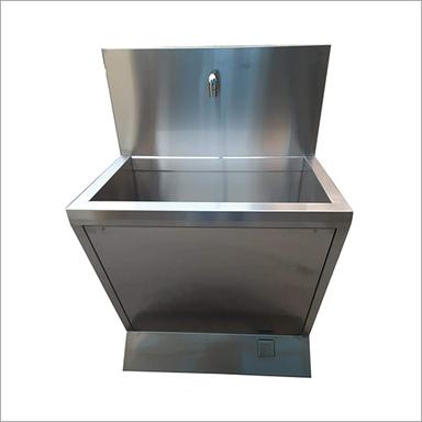 Surgical Scrub Station Color Code: Silver