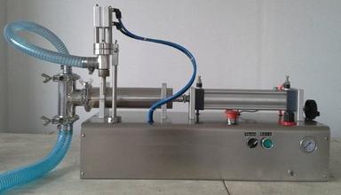 LIQUID FILLING MACHINE