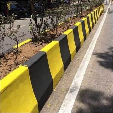 Yellow Alkyd Based Enamel Kerb Paint