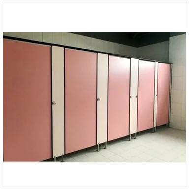 Cubicle Restroom Partition Usage: Sports