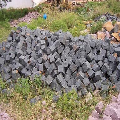 Black Granite Cobble Stone Size: Different Size