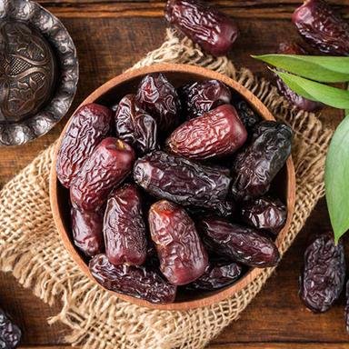 Common Dried Dates