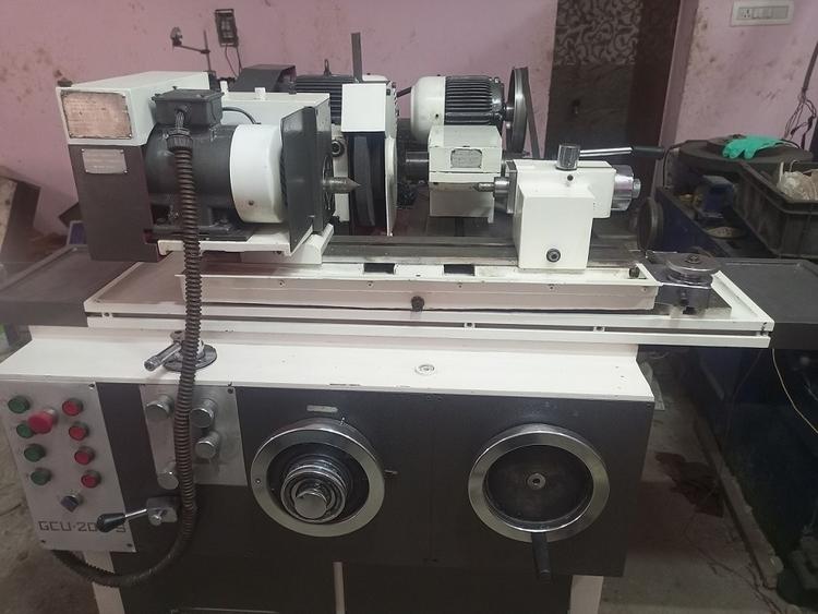 Parishudh Universal Cylindrical Grinding Machine at Best Price in
