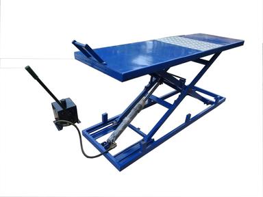Colorless Hydraulic Two Wheeler Lift