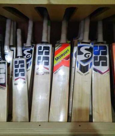 Light Weight Cricket Bat Age Group: Adults