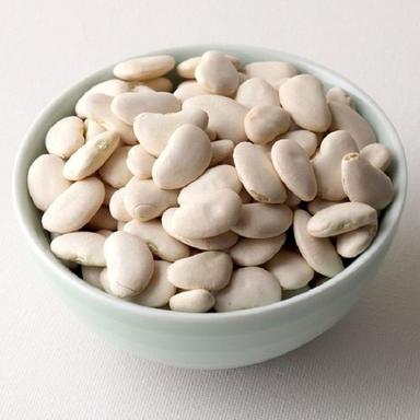 Navy Beans with 16.5% Maximum Moisture