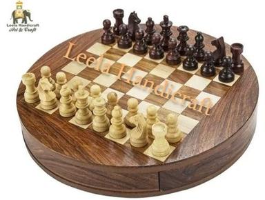 लकड़ी का गोल शतरंज सेट आयु समूह: सब