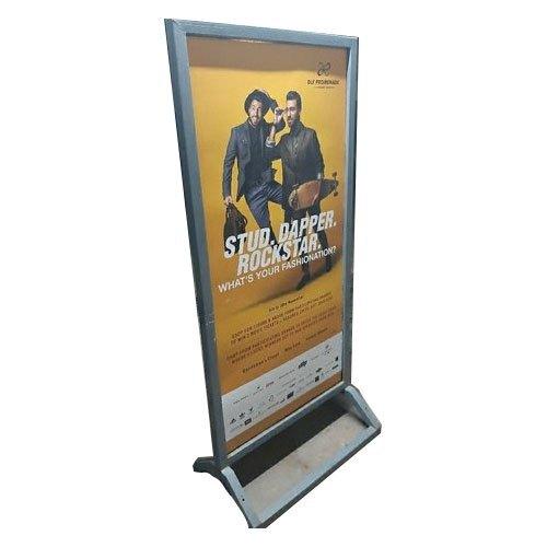 Ss,Iron Powder Coated Banner Standee, For Promotional Application