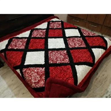 220X240 Cm Checked Cotton Double Bed Quilt For Home Use Density: 200 Kilogram Per Cubic Meter (Kg/M3)
