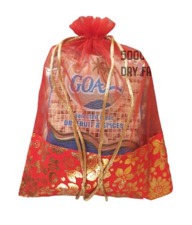 9 X 7 Inch Size Potli Drawstring Bags For Seasonal Dry Fruit Gift Packaging Capacity: 100 Kg/Day