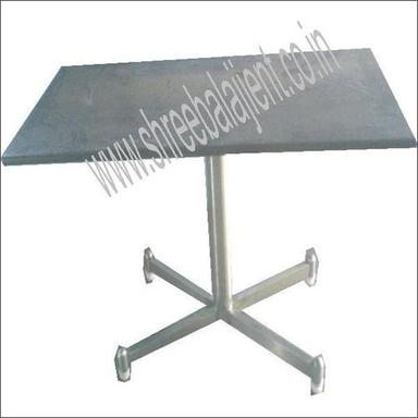 S.S. Stand Dining Table And Wooden Top Application: Restaurant