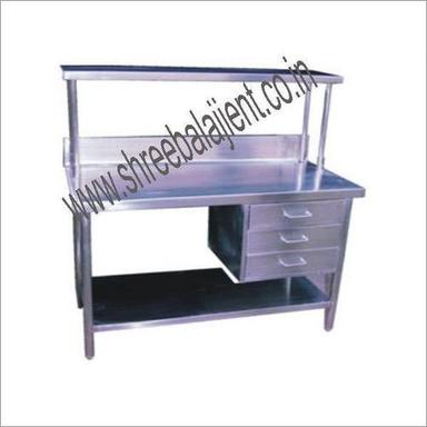 Working Table For S.S. Length: 1400 Millimeter (Mm)