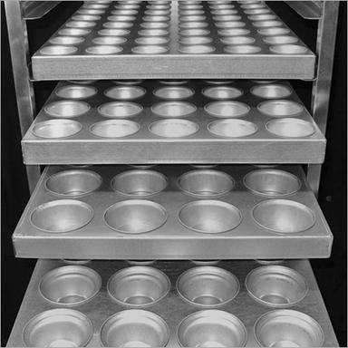 Muffin Trays Pack Size: 10-50 Gram