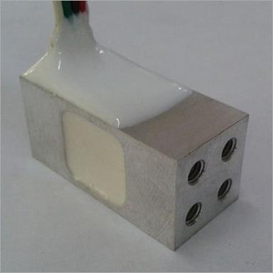 Side Mounted Shear Beam Type Load Cell Accuracy: 0.1  %