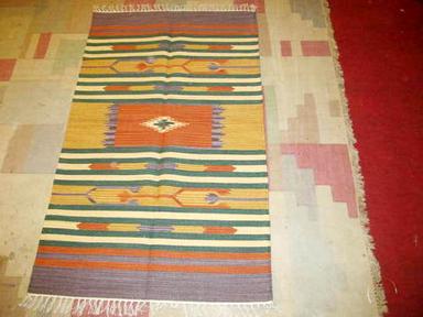 Hand Knotted Rugs Back Material: Canvas Latex