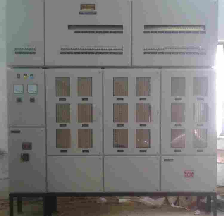 Meetering with Automatic Changer Over Current Limitor Panel