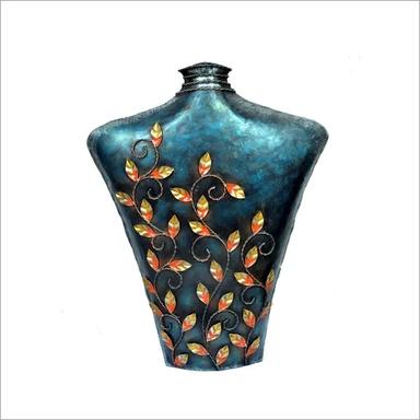 Multicolor Iron Pot With Leaf