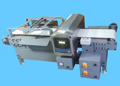 Metal Detector For Dry Syrup Bottles Application: Industrial