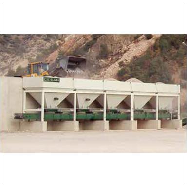 Cold Aggregate Bin Feeders and Conveyor Belts