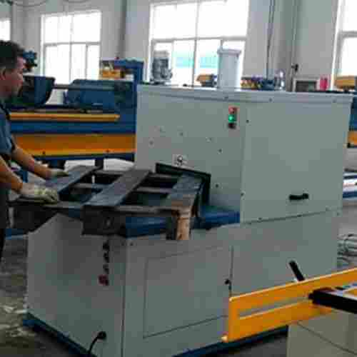 Single Head Cutting Machine for Wooden Pallets Conner