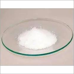 White Calcium Nitrate Crystal