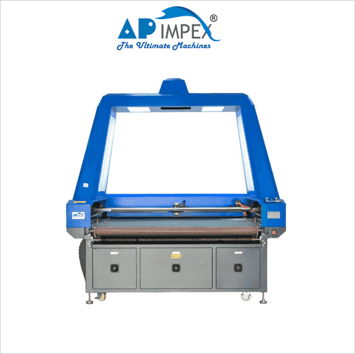 Embroidery fabric laser cutting machine with camera scanning system