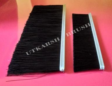 Nylon Bristle Metal U Channel Strip Brushes Handle Length: 1 Meter  Meter (M)