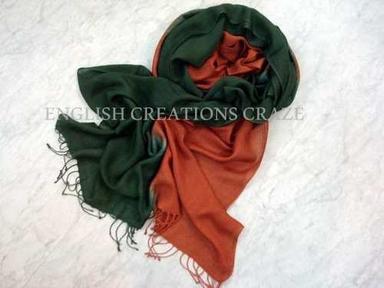 Red/Green Printed Shawls Suppliers