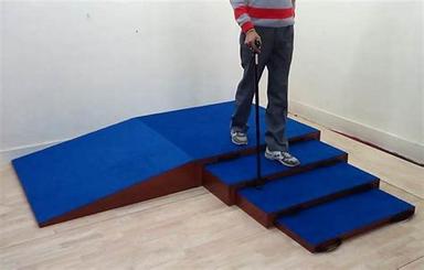 Curbs & Ramp Training Set Without Handrails Age Group: Adults