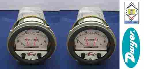 Dwyer A3001 Photohelic Pressure Switch Gauge Range 0-1.0 Inch w.c