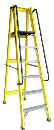 Frp Grp Foldable Platform Ladder Size: 0-20 Ft