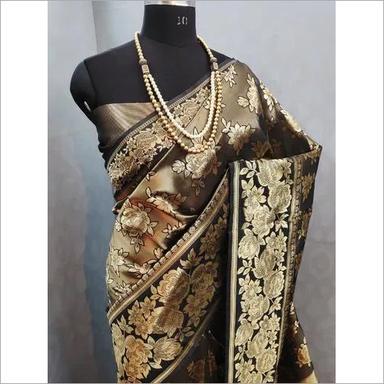 Multicolor Trending Gulabo Saree With Blouse