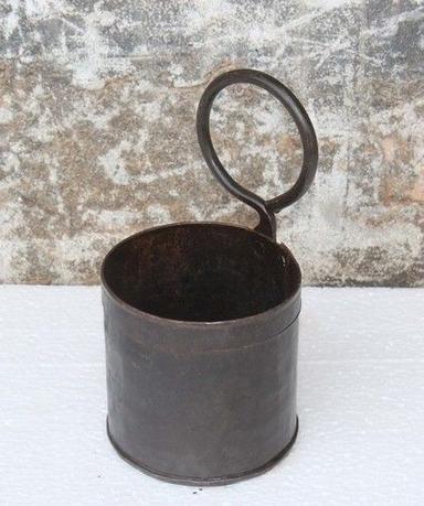 Folk Art Iron Single Pot