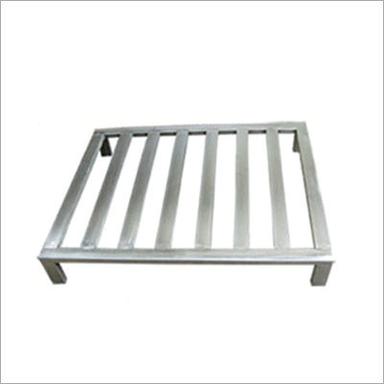 Stainless Steel Pallet Dimension(L*W*H): 900X500X180 Millimeter (Mm)