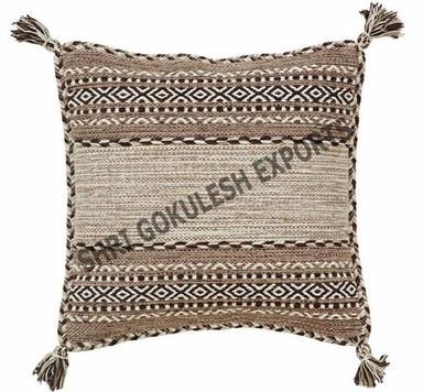 100% Cotton Cushion Covers With Tassels Dimensions: 45X45  Centimeter (Cm)