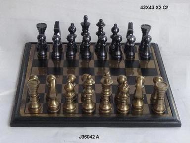Aluminum Chess In Brass And Nickel Good Quality