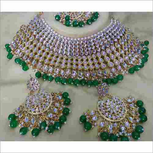 Beautiful Green And White Kundan Rhinestone And Pearl Heavy Necklace Set With Maang Tikka Bridal Jewelry