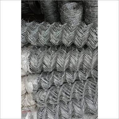 Galvanised Iron Chain Link Fencing Fence Length: 100 Foot (Ft)