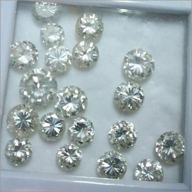 White Moissanite Diamond Stone Size: 1-5 Carat