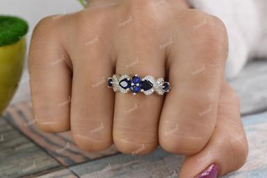 Designed Moissanite Ring Diamond Clarity: Vvs1