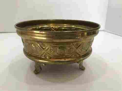 SET OF AGED BRASS METAL FLOWER POTS WITH FOOTED