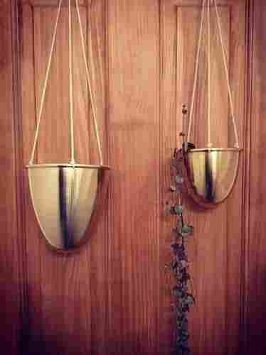 BRASS OUTDOOR HANGING PLANTER TO LET YOUR BACKYARD SHINE