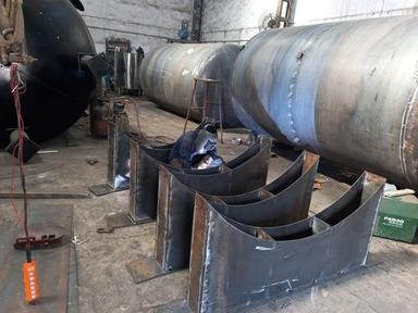Vertical Stainless Steel Storage Tank Capacity: 50 Liter Above Liter/Day