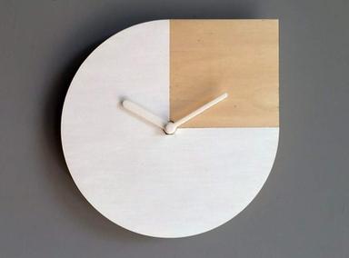White & Beige Pallet Designer Wall Clock