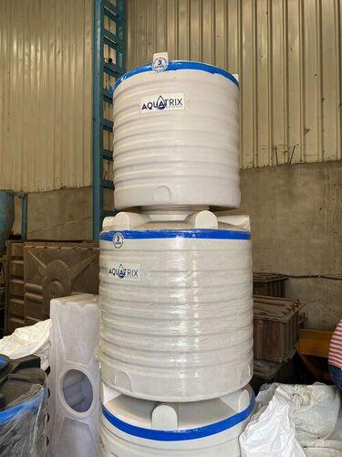 White 350 Litre Plastic Loft Water Tank