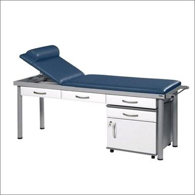 Deluxe Examination Table Design: Without Rails