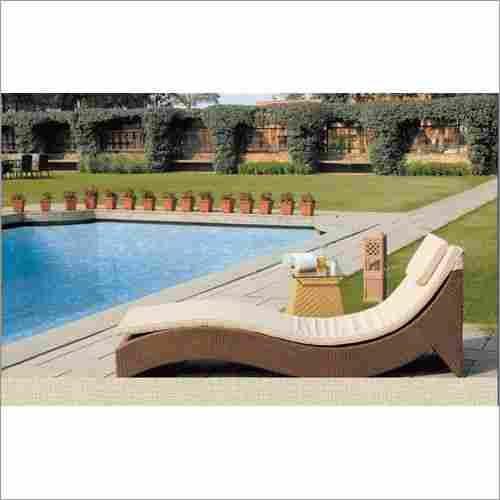 Swimming Wicker Lounger